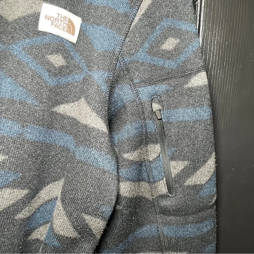 North Face Men’s Textured Cap Rock Southwest Patterned 1/2 Zip Pullover Size M - Picture 6 of 8